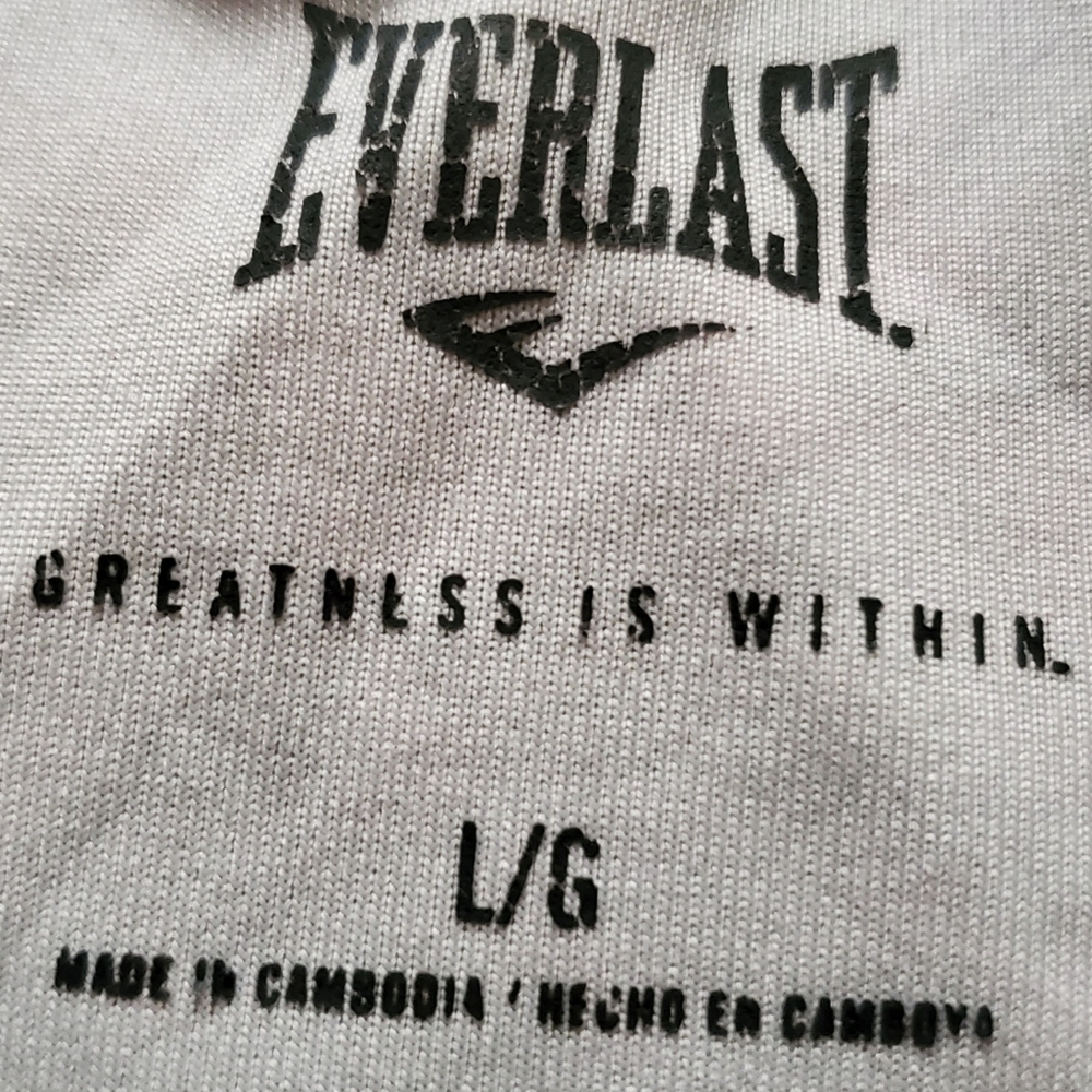 Top - Picture 2 of 2